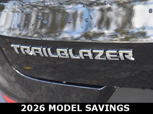 New 2025 Chevrolet TrailBlazer ACTIV w/ Convenience Package image 17
