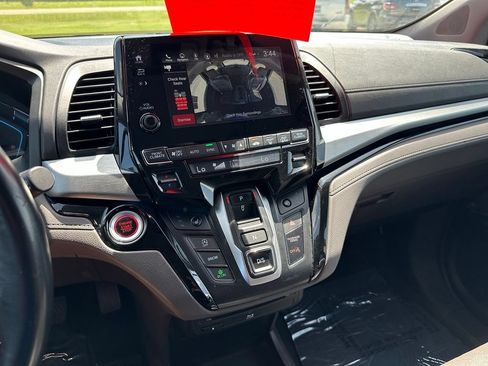 Used 2021 Honda Odyssey Touring image 24