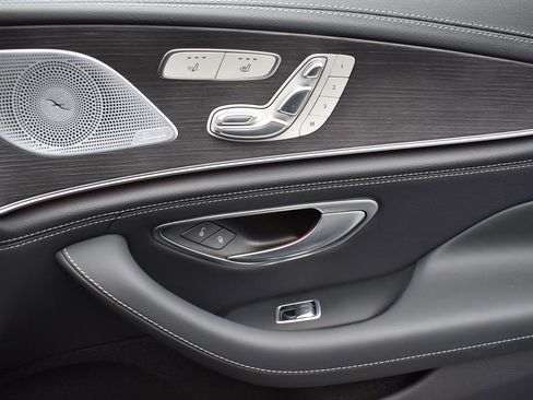 Used 2022 Mercedes-Benz AMG GT 43 image 28