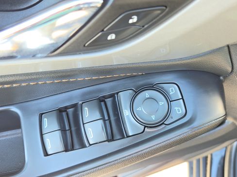 Used 2021 Chevrolet Traverse LS w/ LPO, Blackout Package AWD/4WD image 54