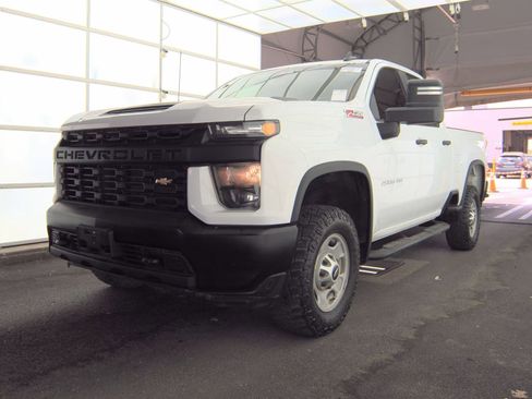Used 2022 Chevrolet Silverado 2500 W/T w/ WT Convenience Package image 2