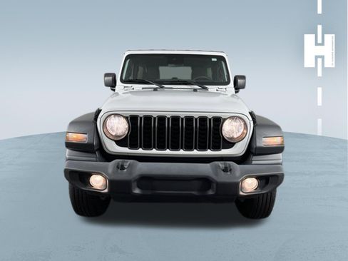 Used 2024 Jeep Wrangler Unlimited Sport AWD/4WD image 3