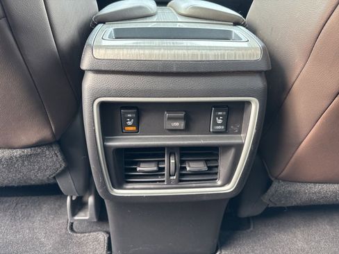 Used 2018 Nissan Murano SL w/ Moonroof Package image 29