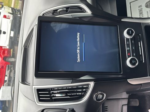 Used 2024 Ford Edge SEL image 12