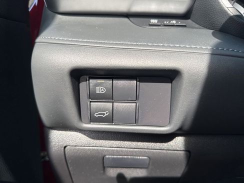 Used 2022 Toyota Highlander XLE image 26