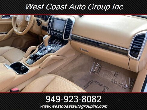 Used 2013 Porsche Cayenne image 11