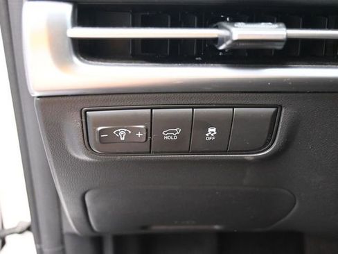 Used 2025 Hyundai Tucson SEL AWD/4WD image 16
