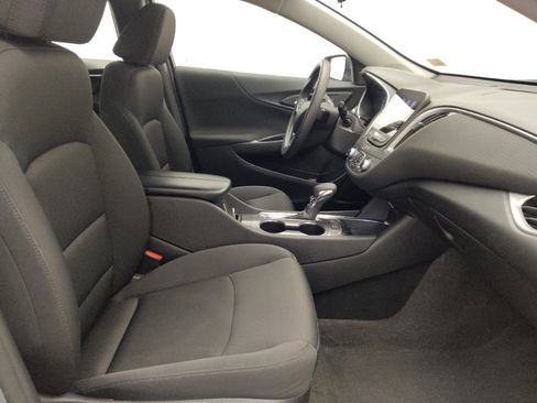 Used 2025 Chevrolet Malibu LT FWD image 20