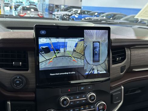 Used 2023 Ford Expedition Max Limited AWD/4WD image 34