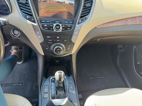 Used 2013 Hyundai Santa Fe Sport FWD image 18