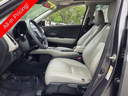 Used 2019 Honda HR-V EX image 9