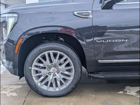 New 2026 GMC Yukon Elevation AWD/4WD image 11
