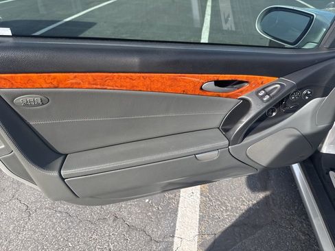Used 2005 Mercedes-Benz SL 500 image 10