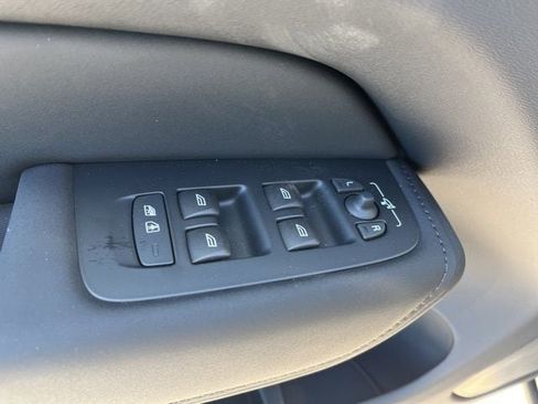 New 2026 Volvo XC60 B5 Plus w/ Climate Package image 23
