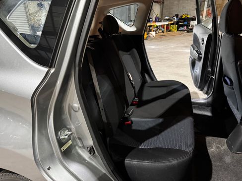 Used 2015 Nissan Versa Note SV image 23