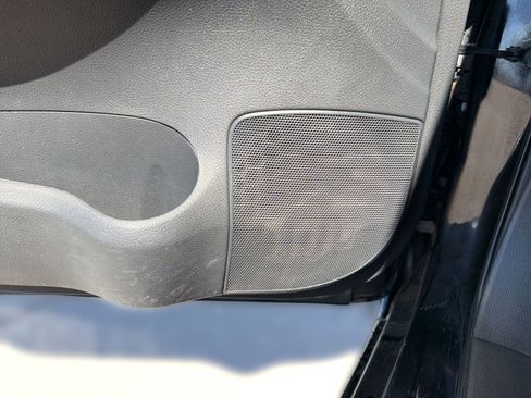 Used 2017 Nissan Sentra SV image 21