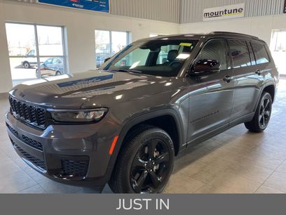 Used 2023 Jeep Grand Cherokee L Laredo