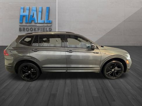 Certified 2024 Volkswagen Tiguan SE R-Line image 7