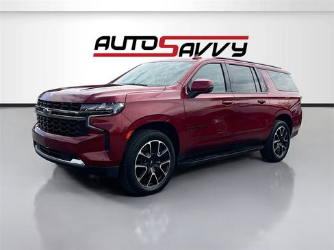 Used 2023 Chevrolet Suburban RST w/ Luxury Package image 3