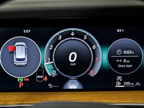 Certified 2025 Volkswagen Tiguan SEL R-Line AWD/4WD image 18