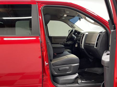 Used 2012 RAM 2500 SLT AWD/4WD image 18