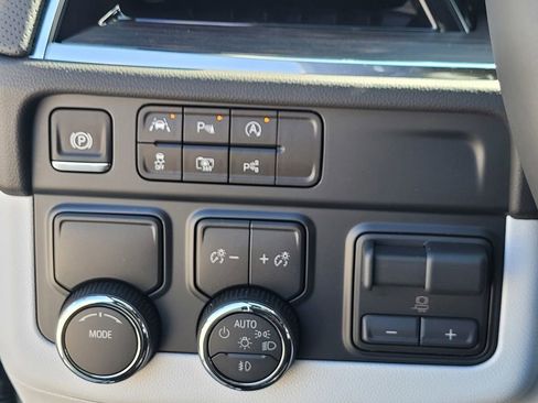 New 2026 Chevrolet Tahoe Premier image 24