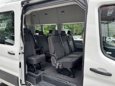 Used 2017 Ford Transit 350 XLT RWD image 12