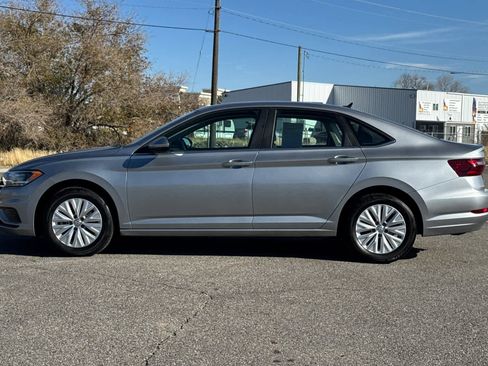 Used 2020 Volkswagen Jetta S image 5