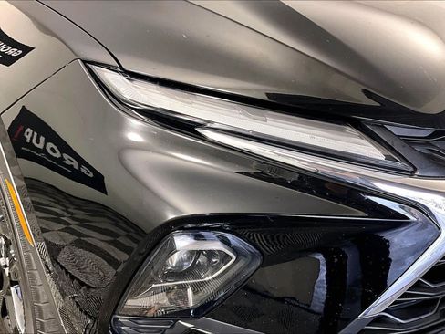 Used 2023 Chevrolet Blazer LT FWD image 26