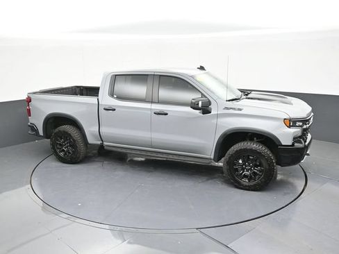 Used 2024 Chevrolet Silverado 1500 ZR2 w/ Technology Package AWD/4WD image 69