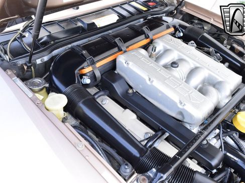 Used 1988 Porsche 928 S4 image 17