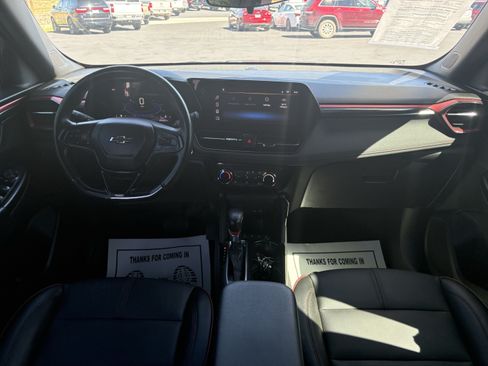 Used 2024 Chevrolet TrailBlazer RS FWD image 12