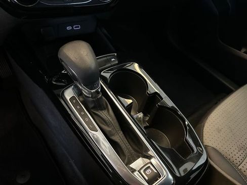 Used 2024 Chevrolet Trax LT image 26