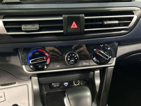Used 2021 Kia Seltos S AWD/4WD image 16