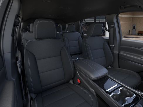 New 2026 Chevrolet Traverse LT image 16