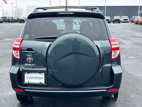 Used 2012 Toyota RAV4 4WD w/ Upgrade Value Pkg image 4