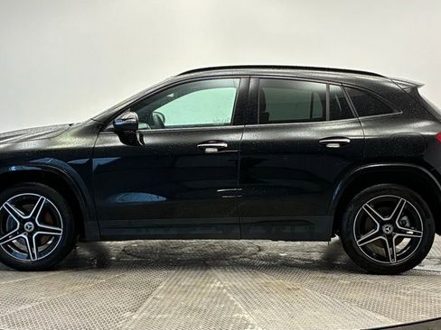Certified 2025 Mercedes-Benz GLA 250 4MATIC image 2