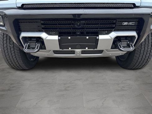 New 2025 GMC Hummer EV 2X image 33