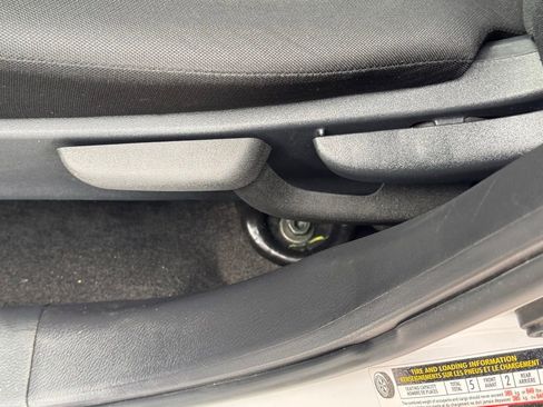 Certified 2023 Nissan Kicks SV image 12