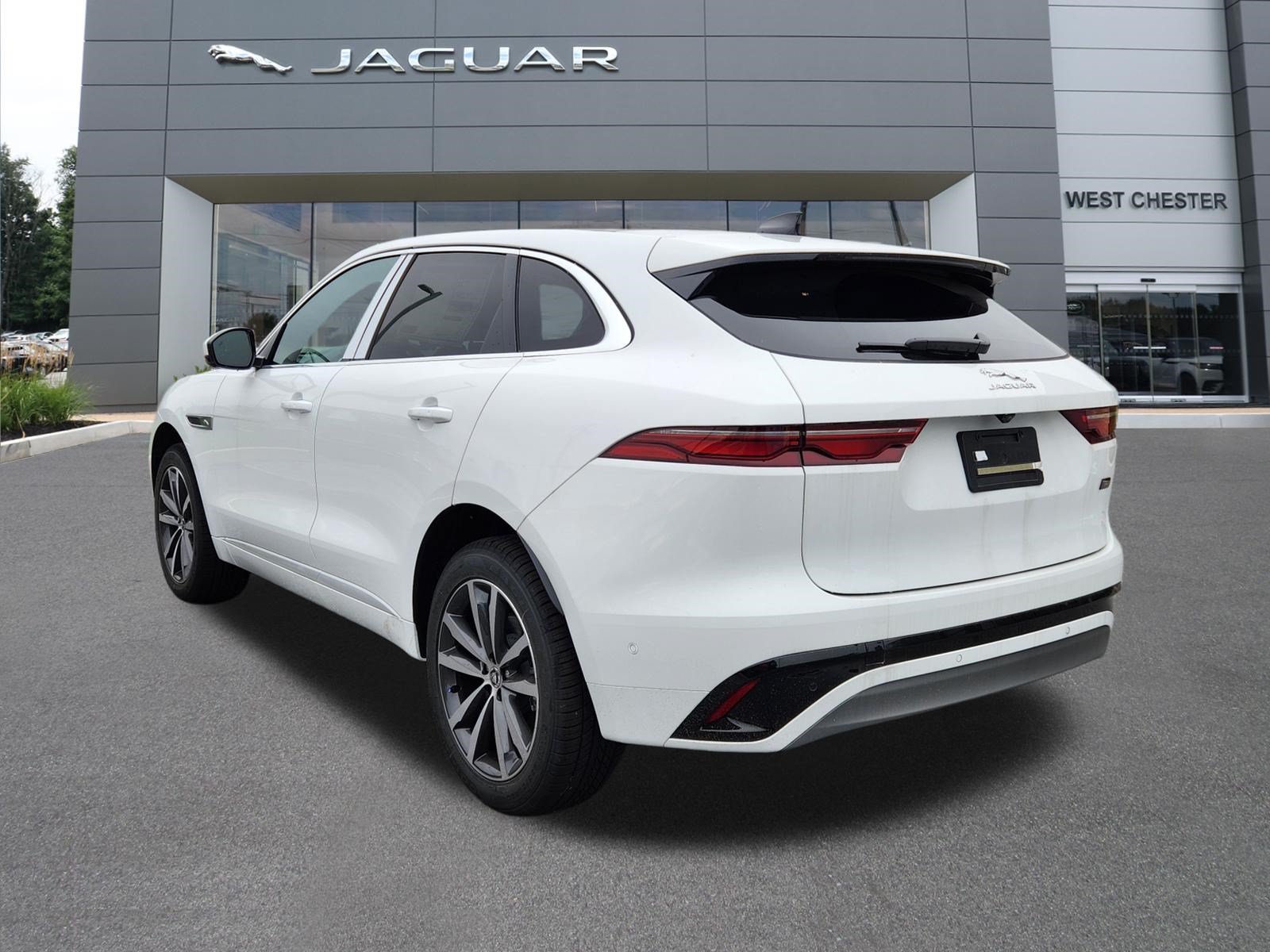 New 2026 Jaguar F-PACE R-Dynamic S AWD/4WD image 3