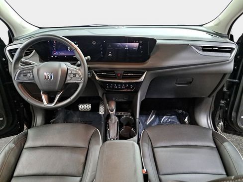 Used 2024 Buick Encore GX Avenir w/ Avenir Convenience Package AWD/4WD image 2
