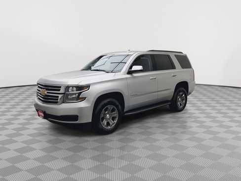 Used 2019 Chevrolet Tahoe LS AWD/4WD image 35