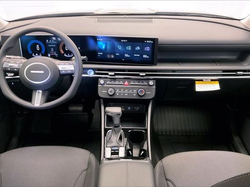 New 2026 Hyundai Tucson SE image 5