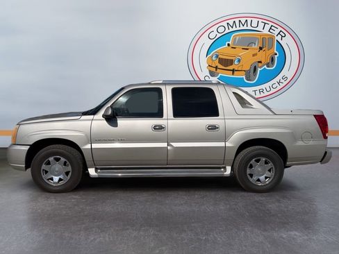 Used 2004 Cadillac Escalade EXT AWD/4WD image 3