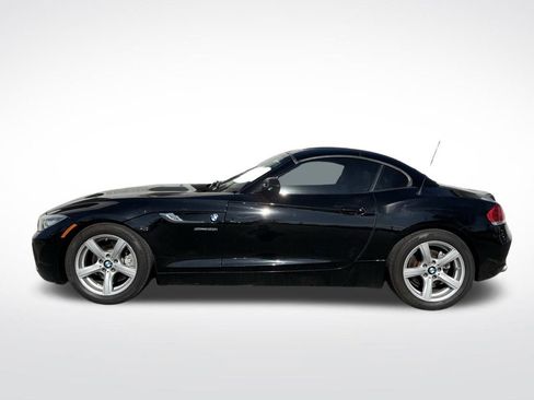 Used 2015 BMW Z4 sDrive28i image 3