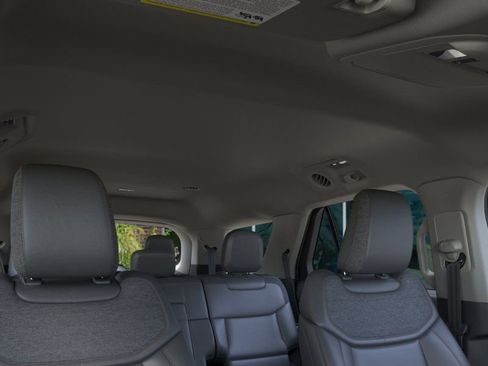 New 2026 Ford Explorer Active w/ Active Comfort Package image 22