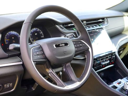 New 2026 Jeep Grand Cherokee Laredo X RWD image 9