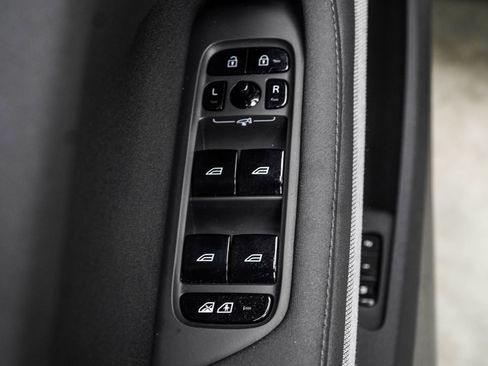 Used 2022 Polestar Polestar 2 w/ Plus Package AWD/4WD image 40
