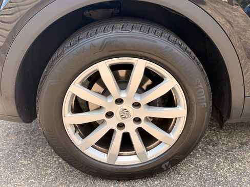 Used 2019 Porsche Cayenne AWD/4WD image 13
