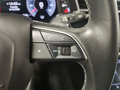 Used 2025 Audi Q7 3.0T Premium Plus image 21